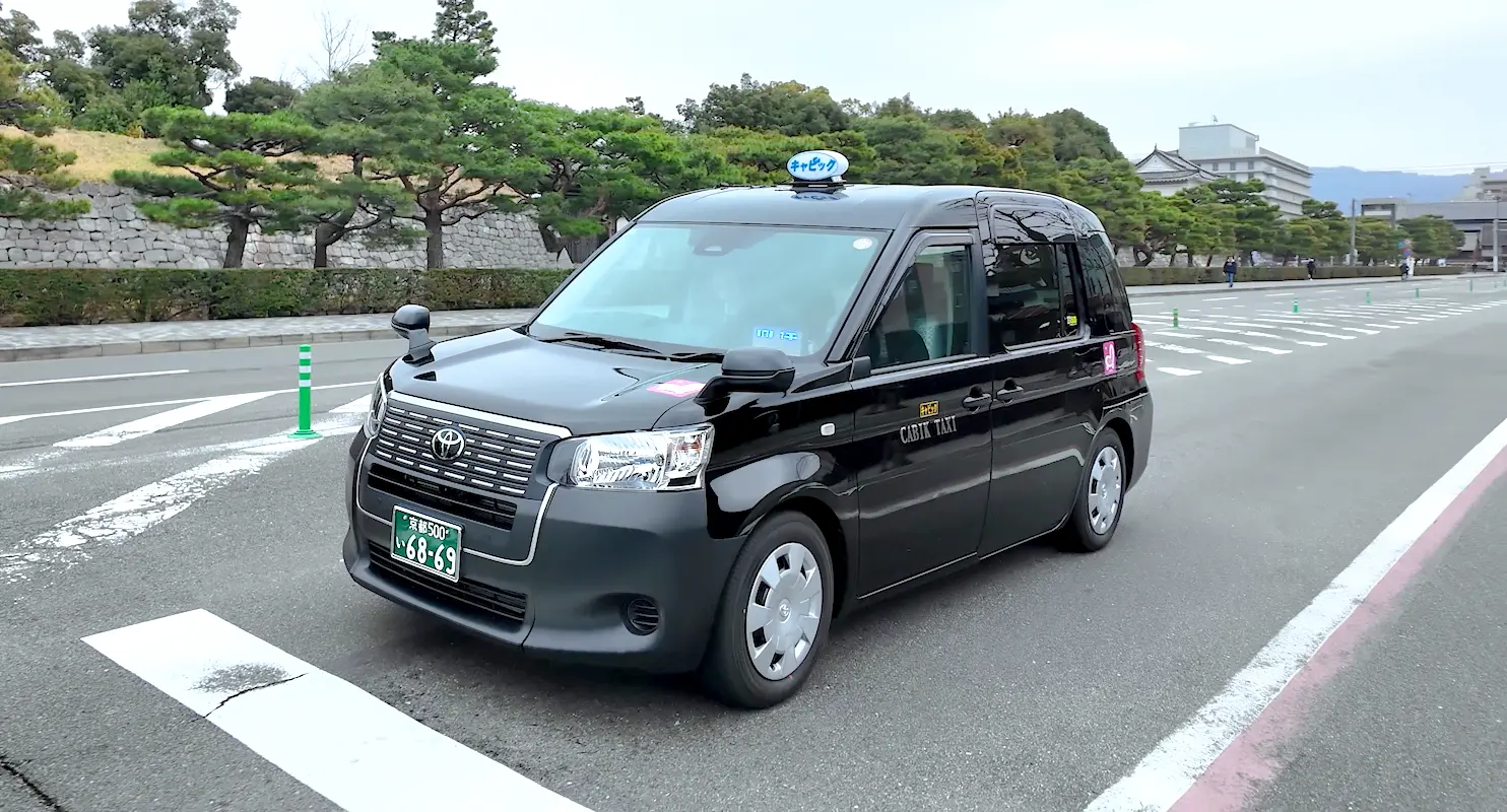 タクシー（普通車）